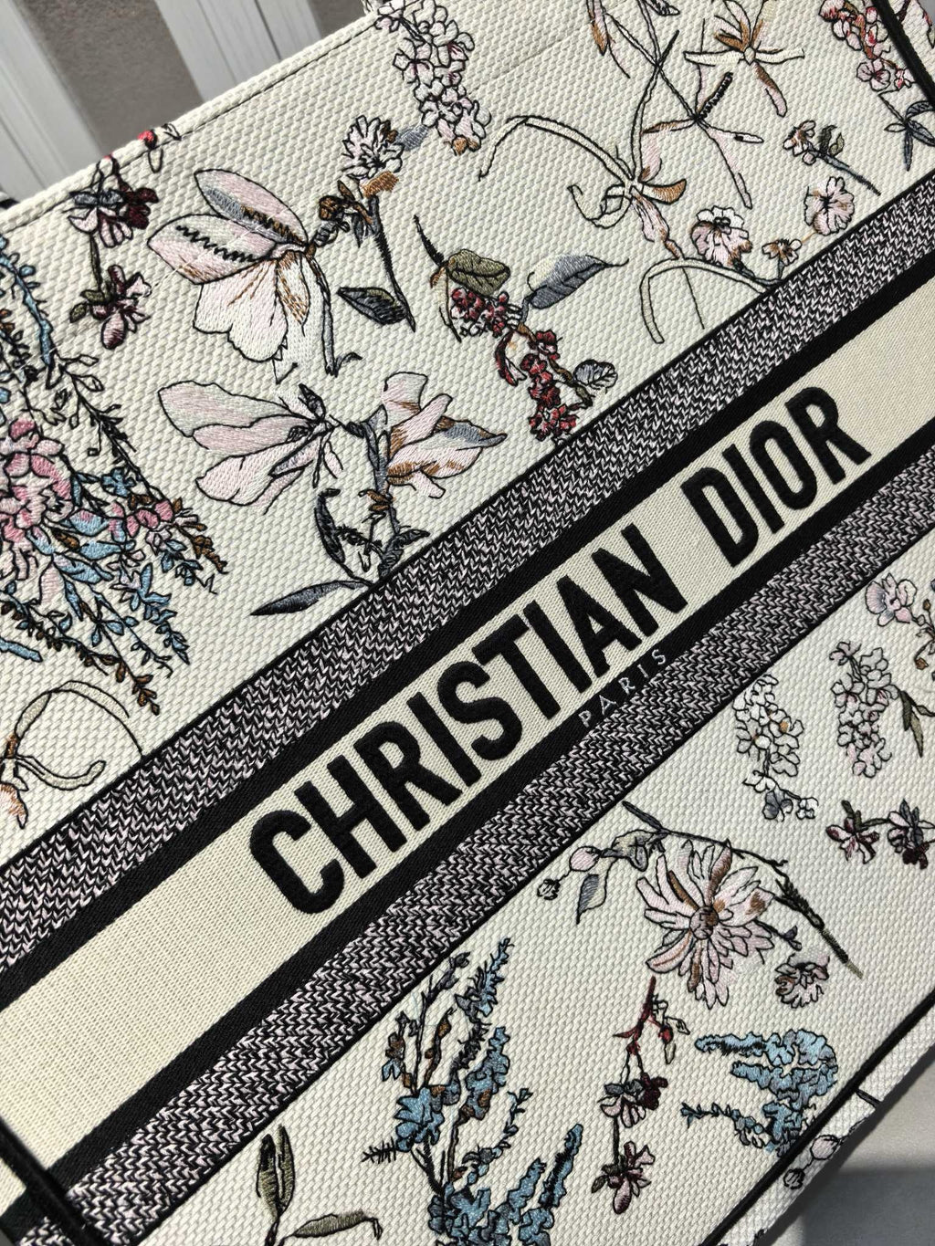DIOR - Maria Grazia Chiuri