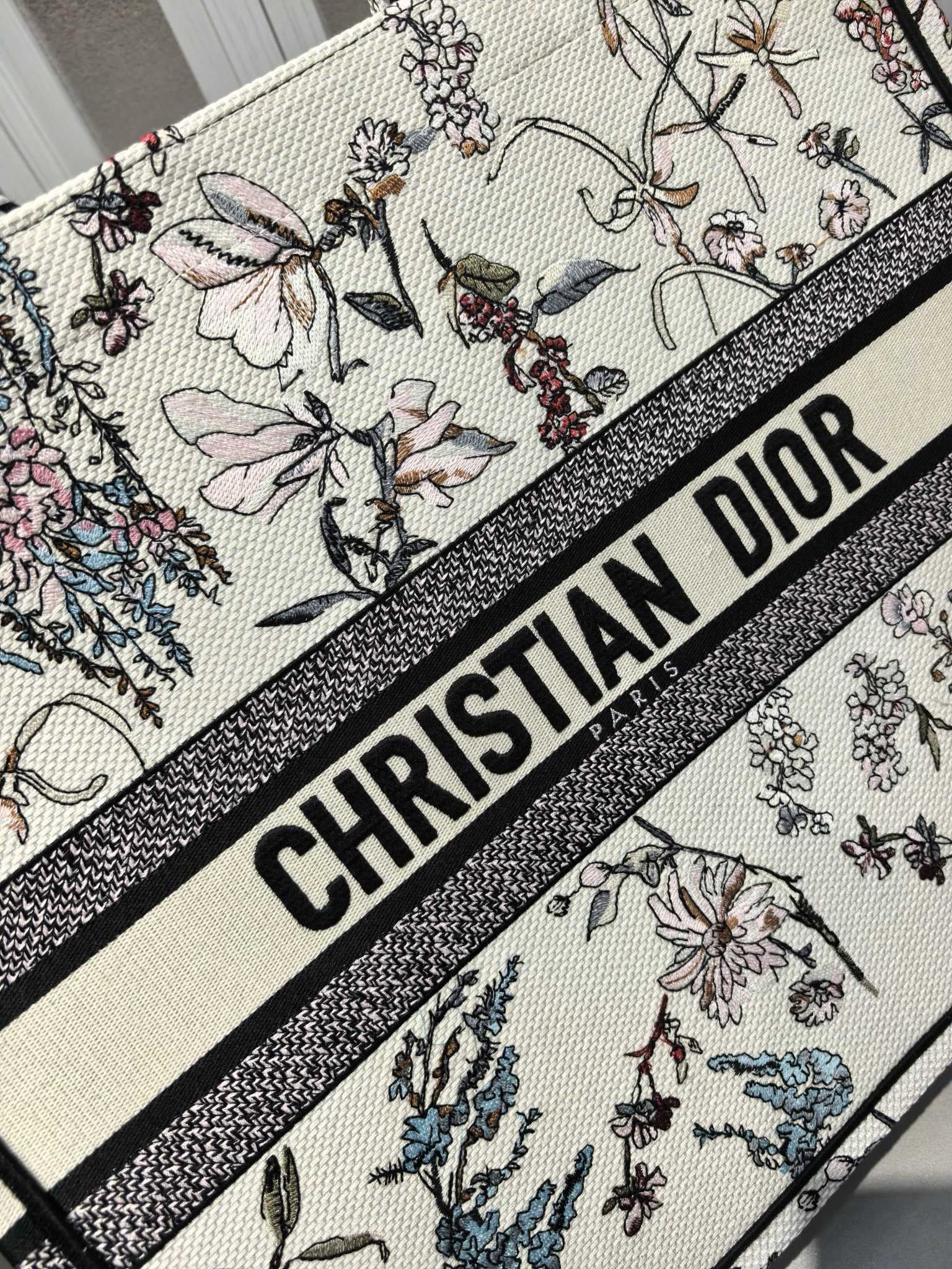 DIOR - Maria Grazia Chiuri