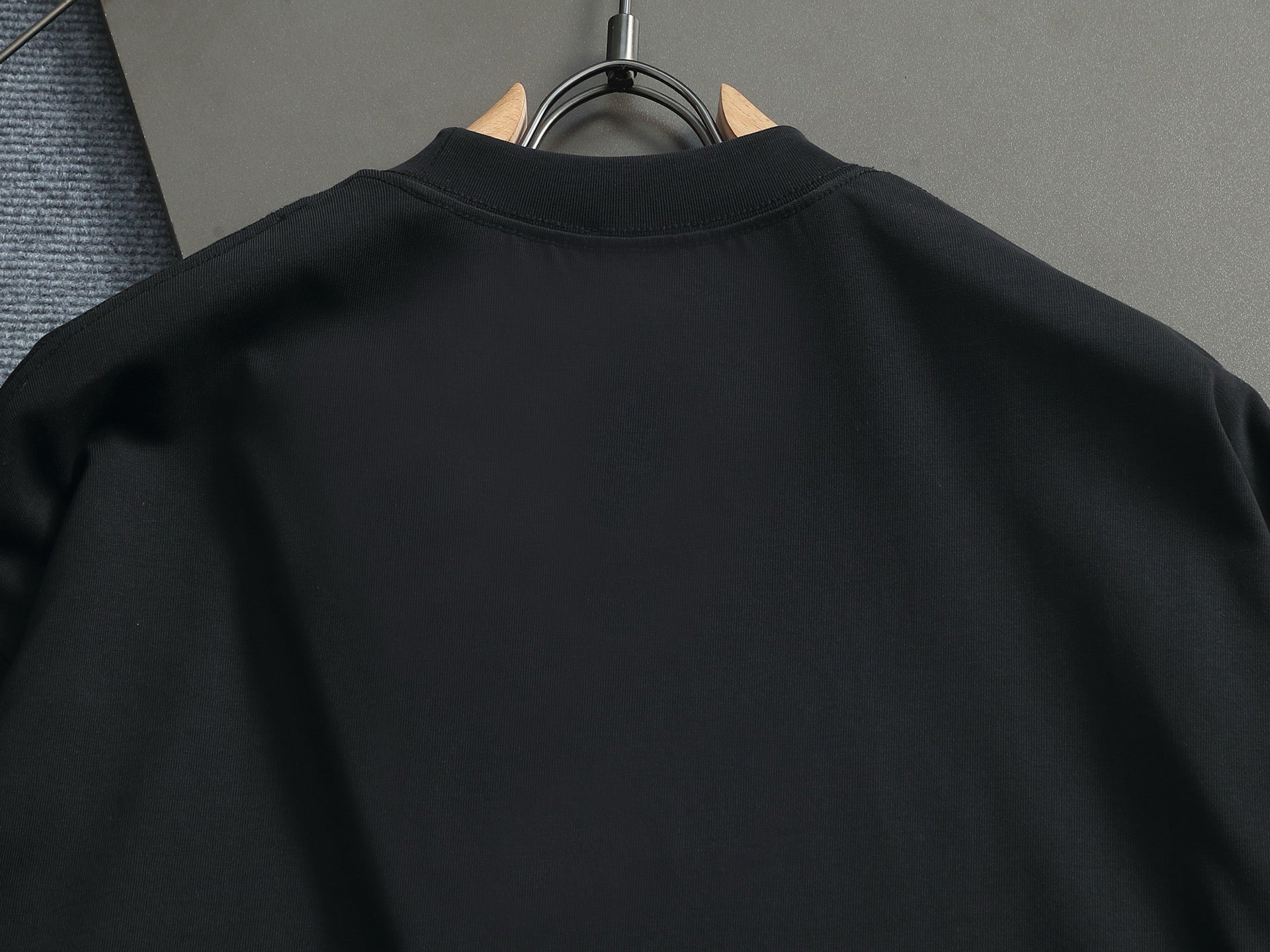 BURBERRY - T-shirt