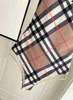 BURBERRY - Women's Tb Monogram Print