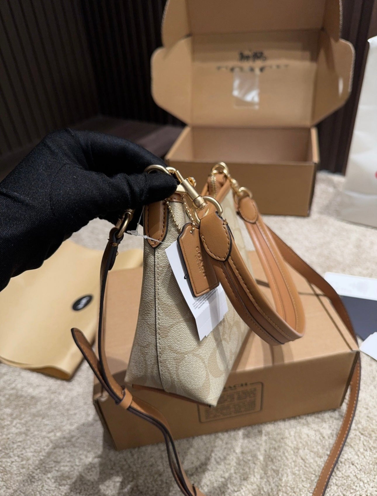 COACH - Laurel