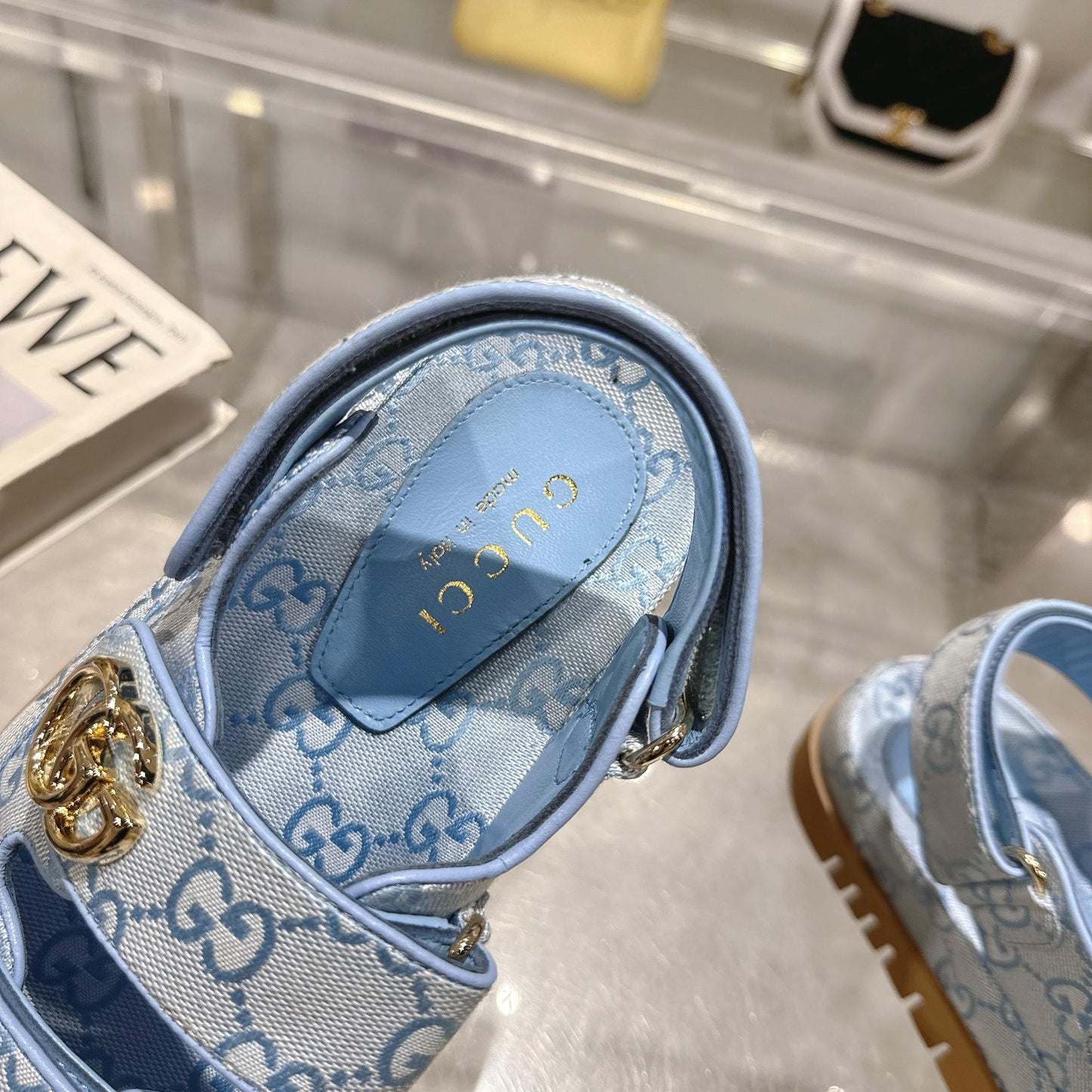 GUCCI - WOMEN'S SANDAL WITH DOUBLE G