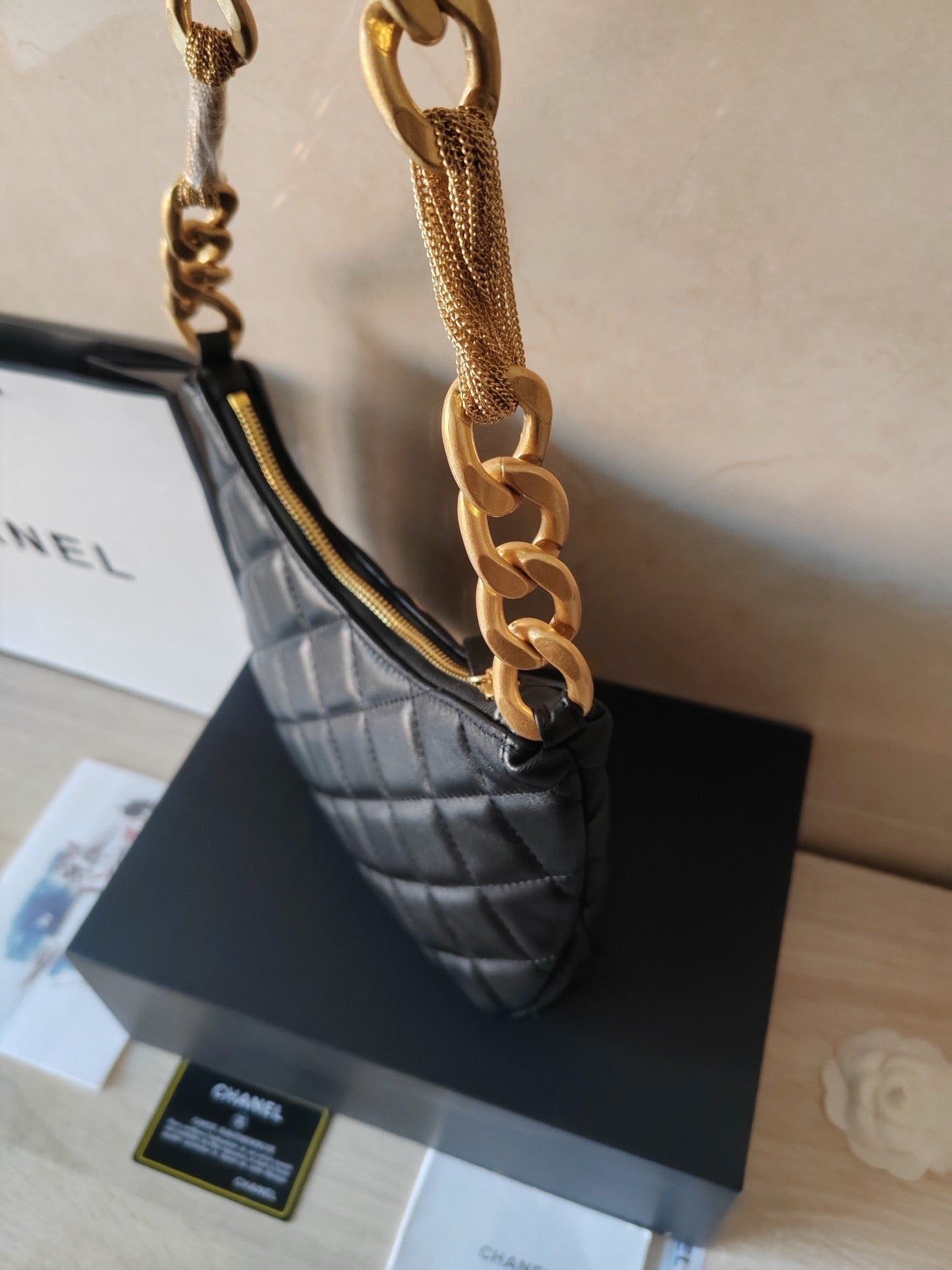 CHANEL - 23A Lambskin Quilted CC Chain Hobo