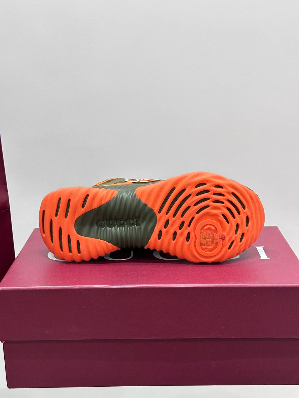 GUCCI - Ripple sneakers