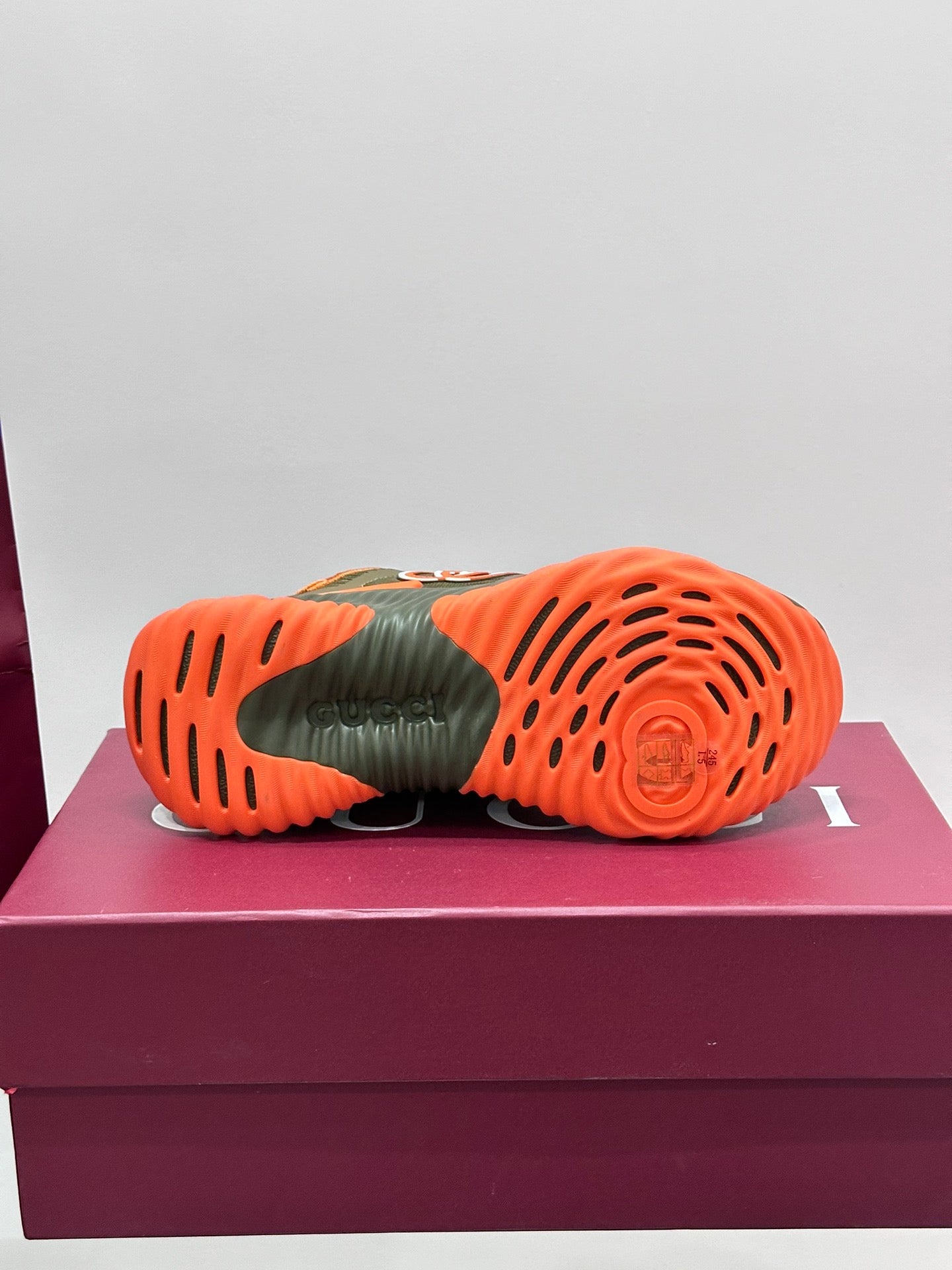 GUCCI - Ripple sneakers