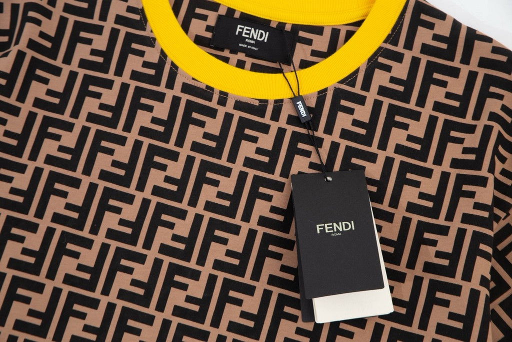 FENDI - T-shirt