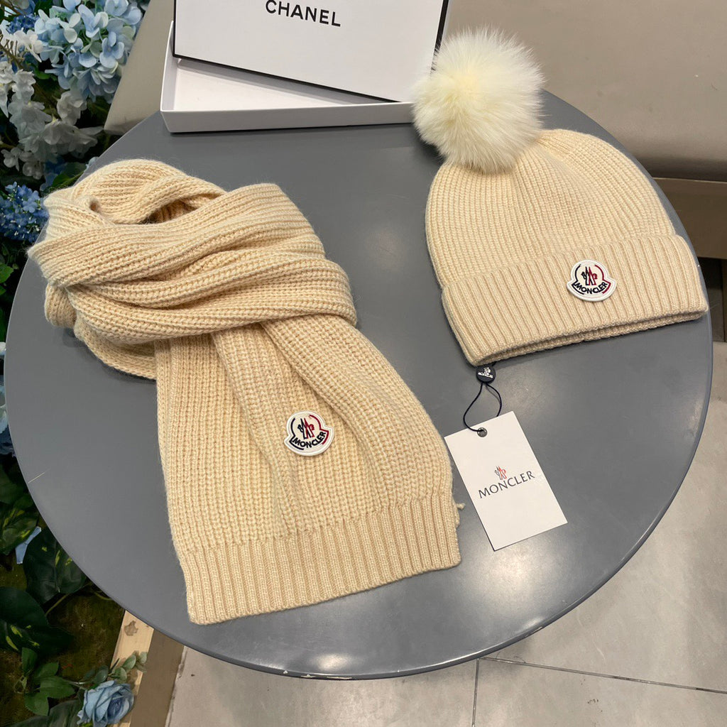MONCLER -  Two-piece set of cashmere