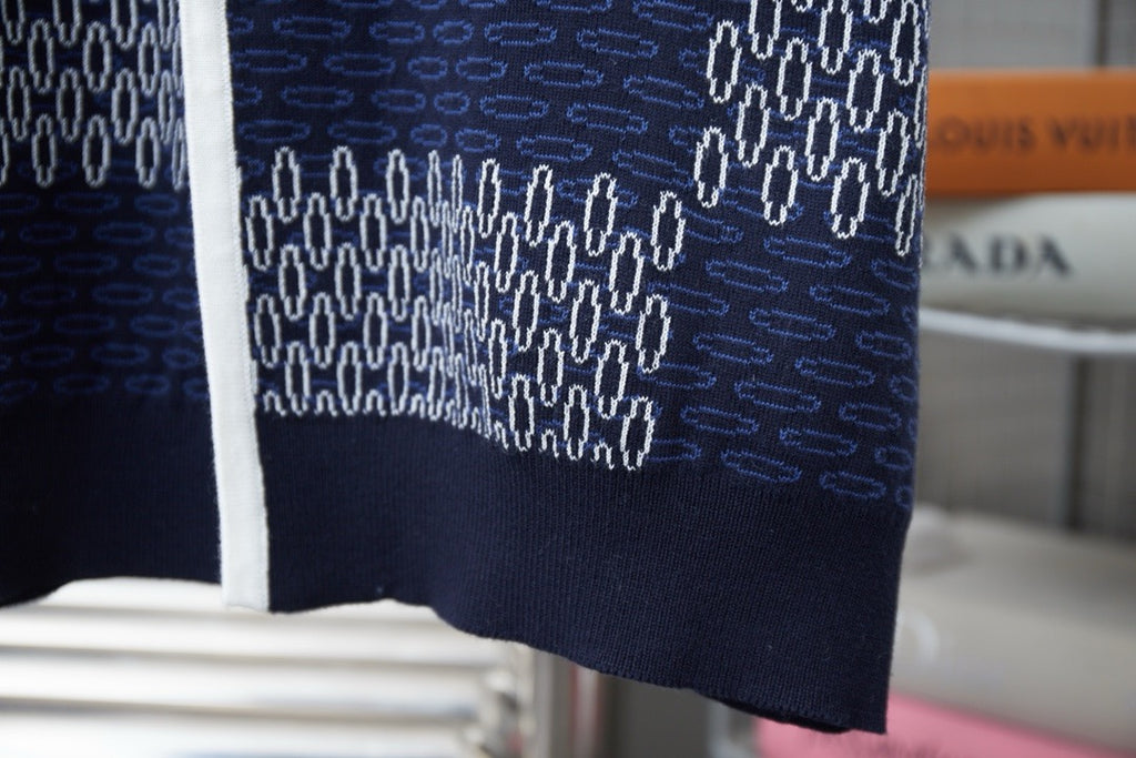 LOUIS VUITTON - Matching set