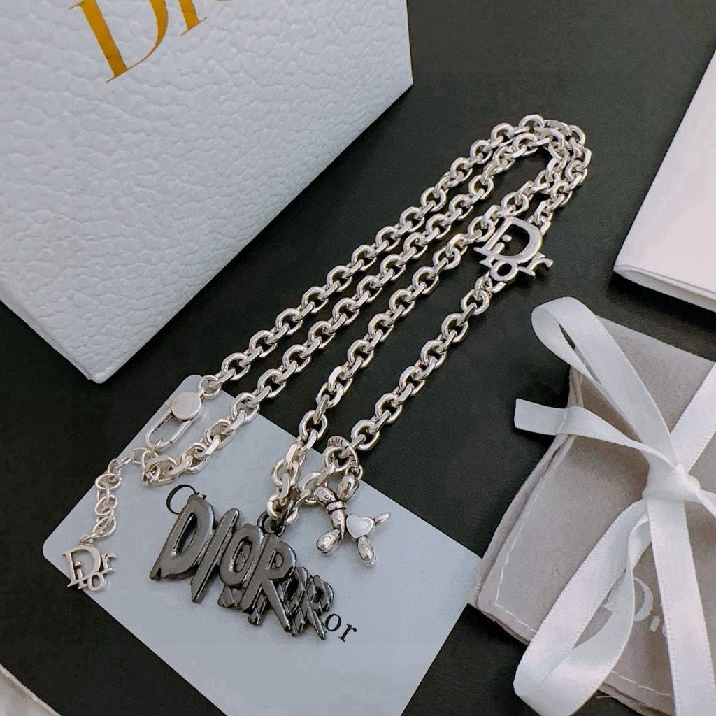 DIOR - Oblique Pendant Necklace