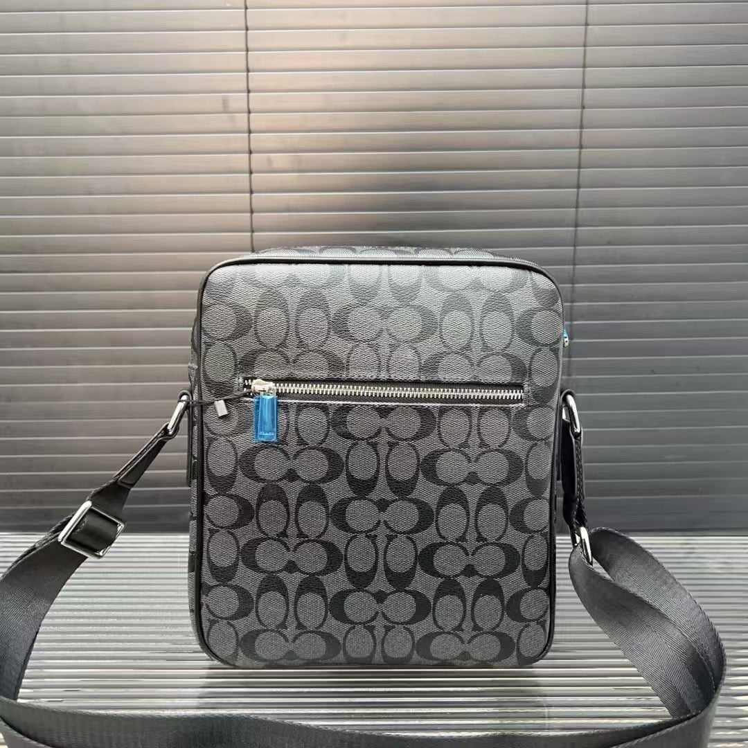 COACH - Cross bag