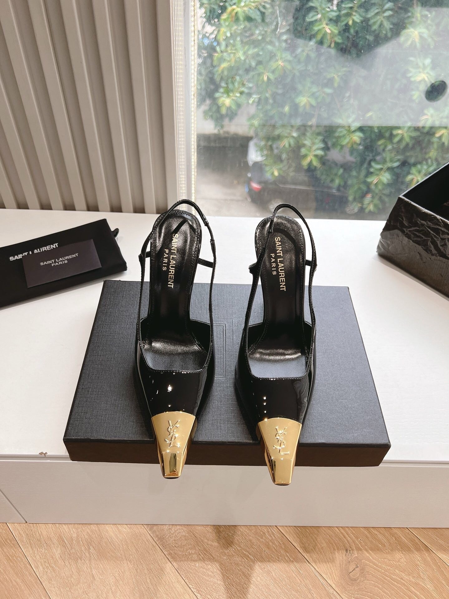 SAINT LAURINT - Jeanne slingback pumps