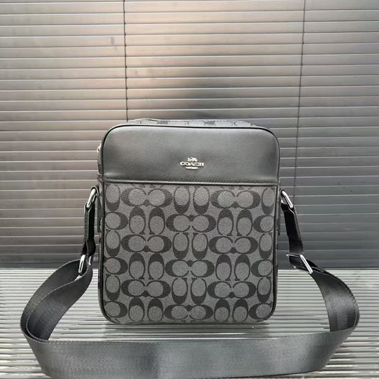 COACH - Cross bag