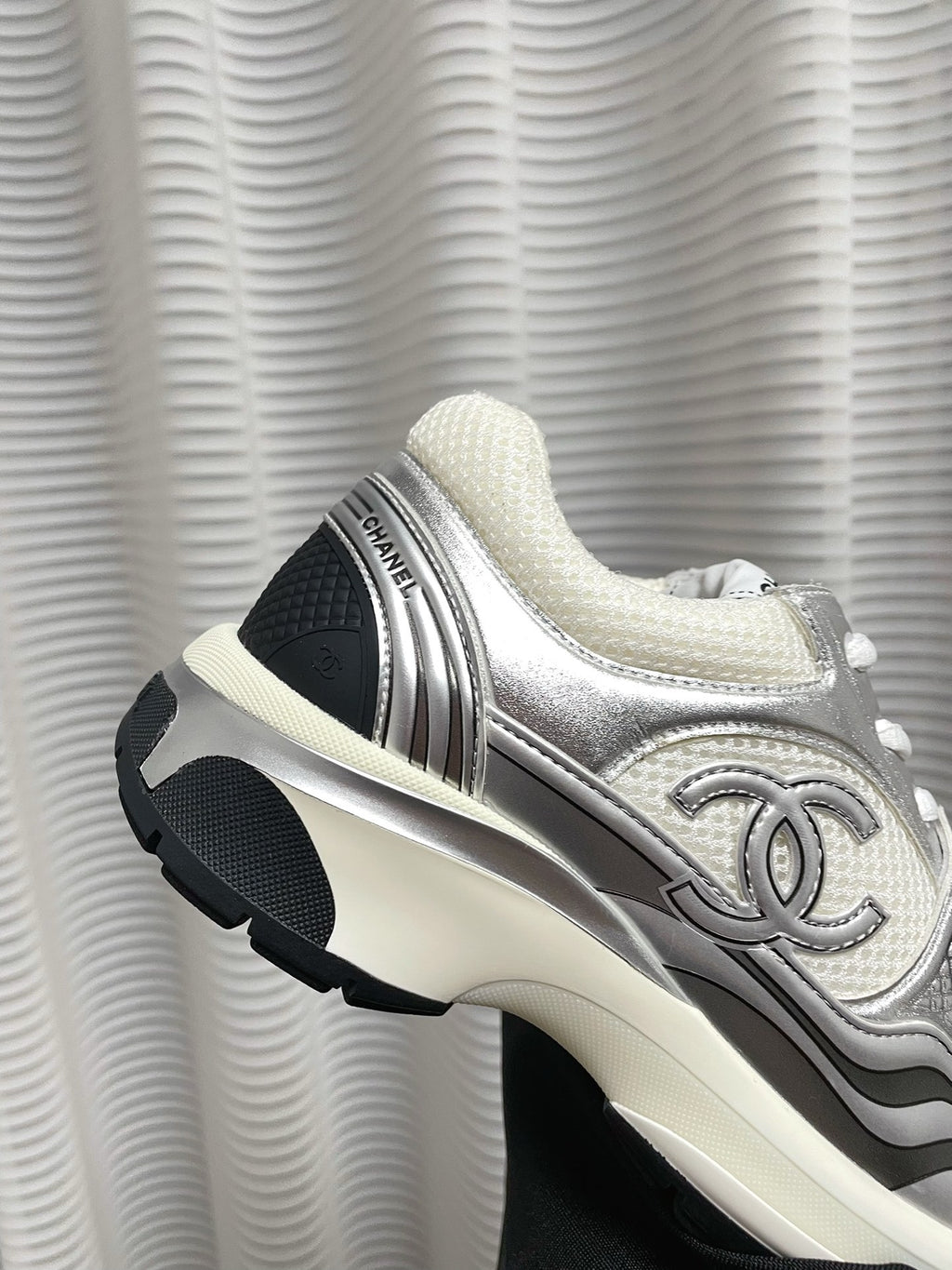 CHANEL - Fabric Laminated Calfskin Stretch CC Sneakers 38 White Silver
