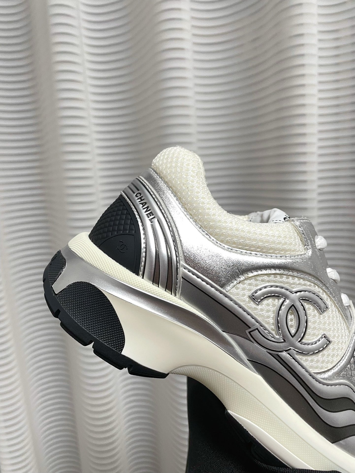 CHANEL - Fabric Laminated Calfskin Stretch CC Sneakers 38 White Silver