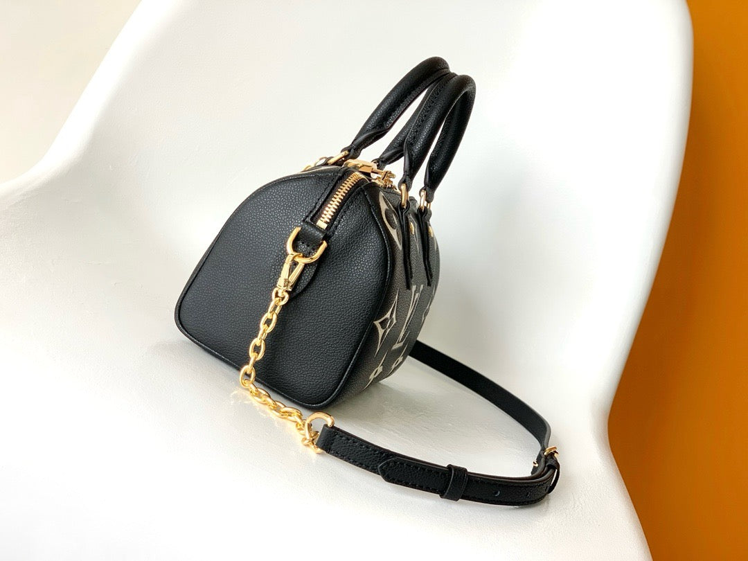 LOUIS VUITTON- Speedy Bandoulière 20