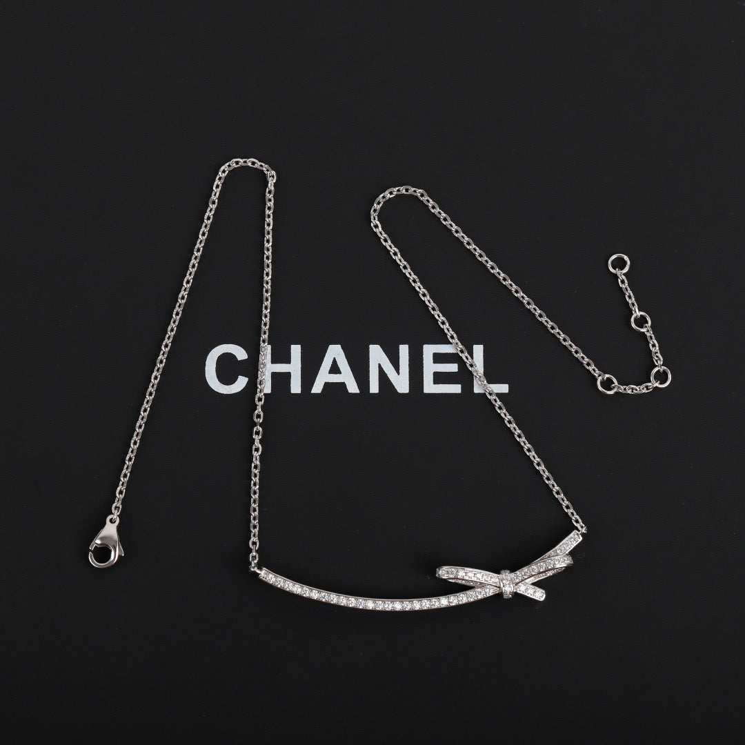 CHANEL - Crystal Necklace