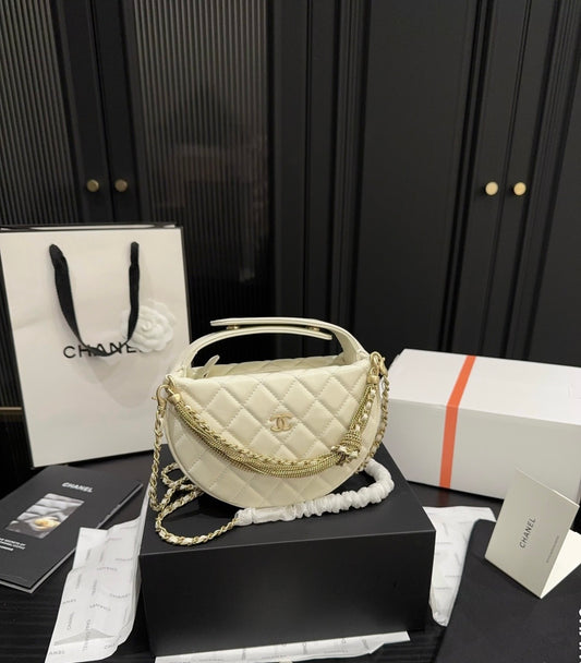 CHANEL - 24A