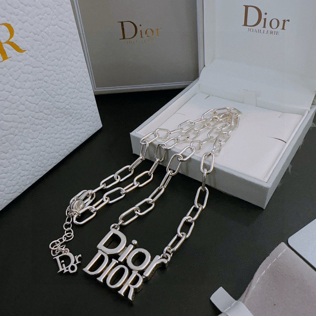 DIOR - Oblique Pendant Necklace