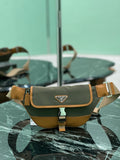 PRADA - Belt bag