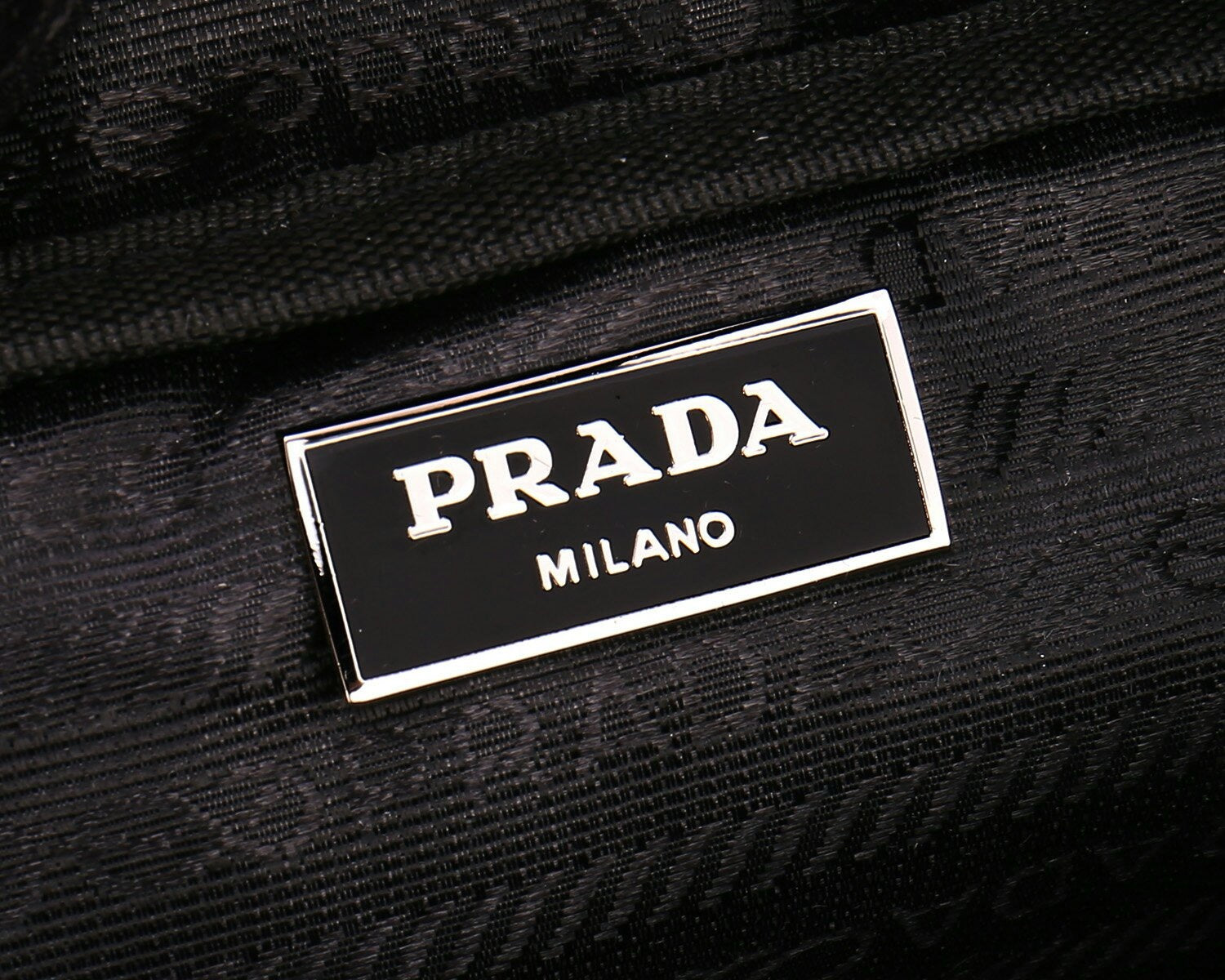 PRADA - Belt bag