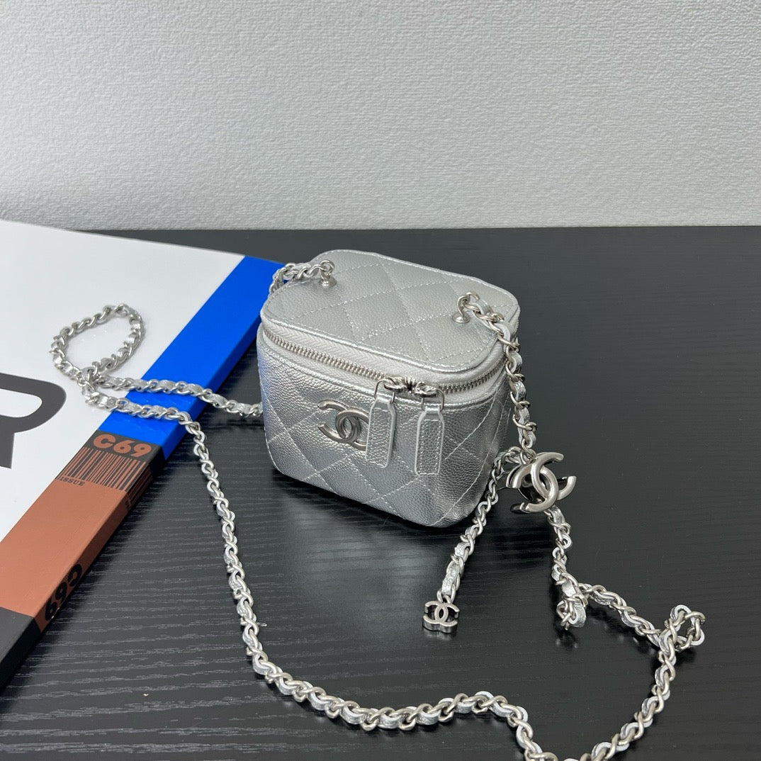 CHANEL - Mini  Vanity Cosmetic Bag