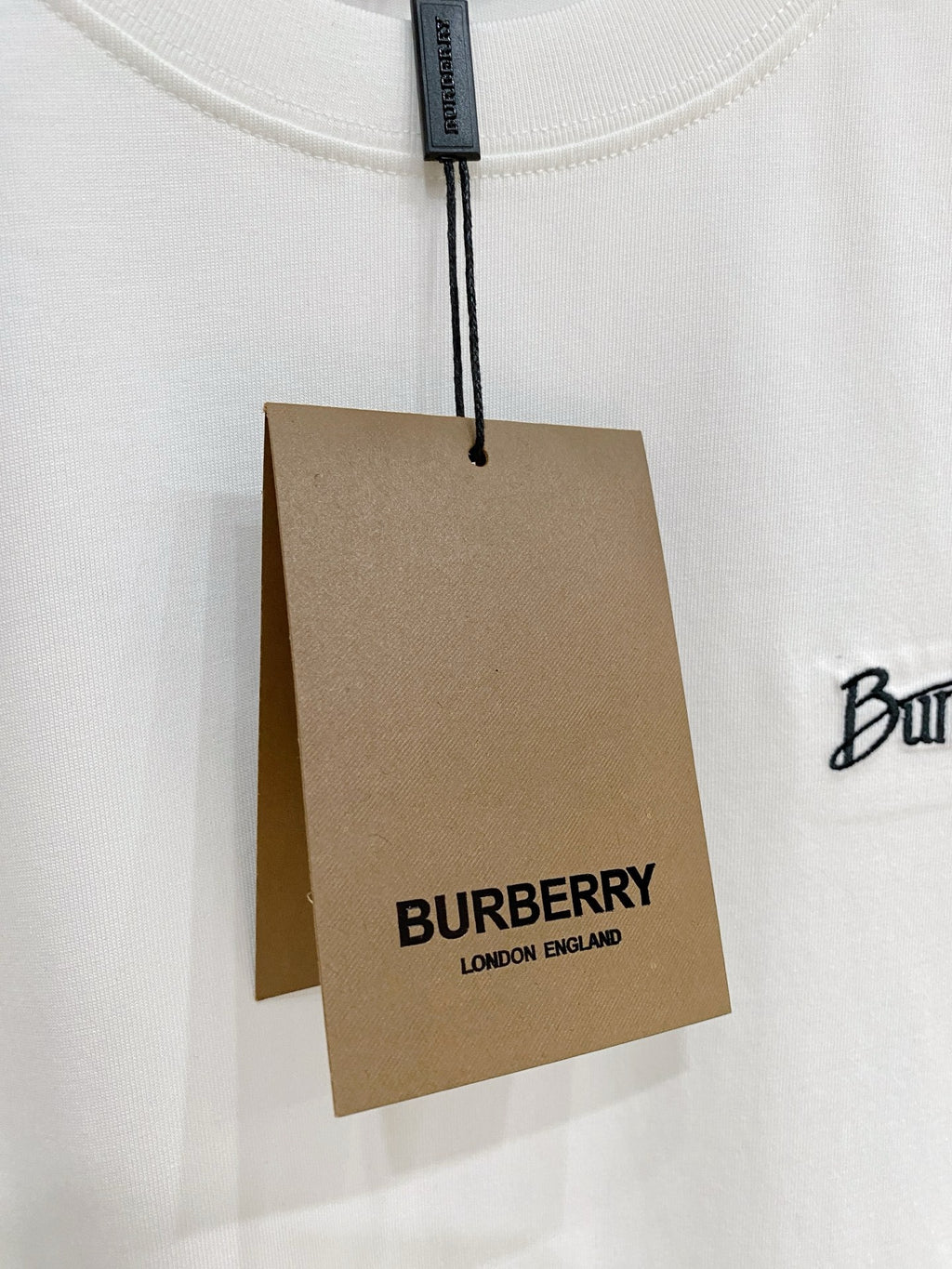 BURBERRY - T-shirt