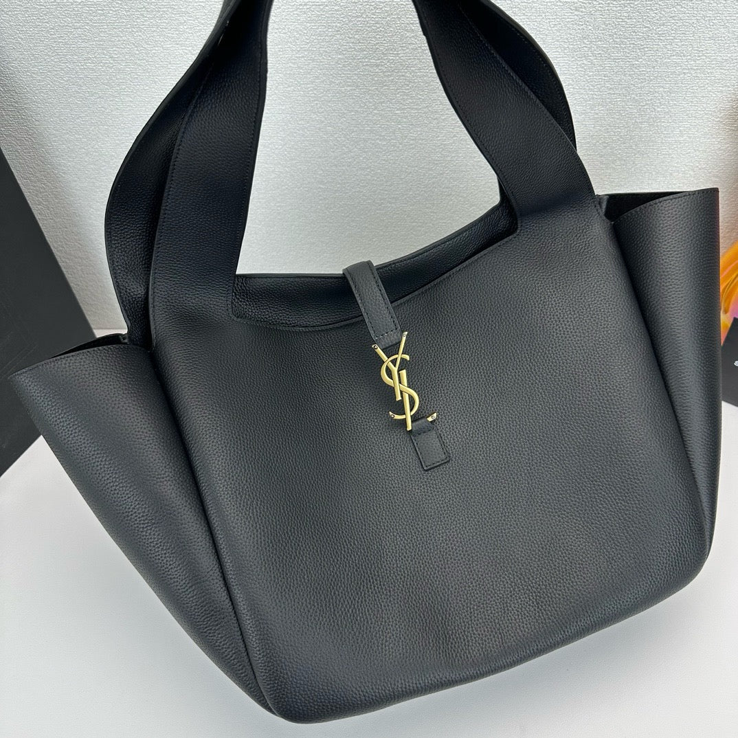 SAINT LAURENT- bea tote in grained leather