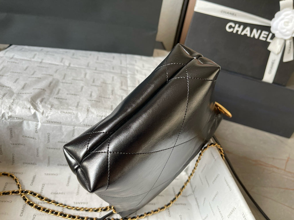 CHANEL - Shiny Calfskin & Gold-Tone Metal