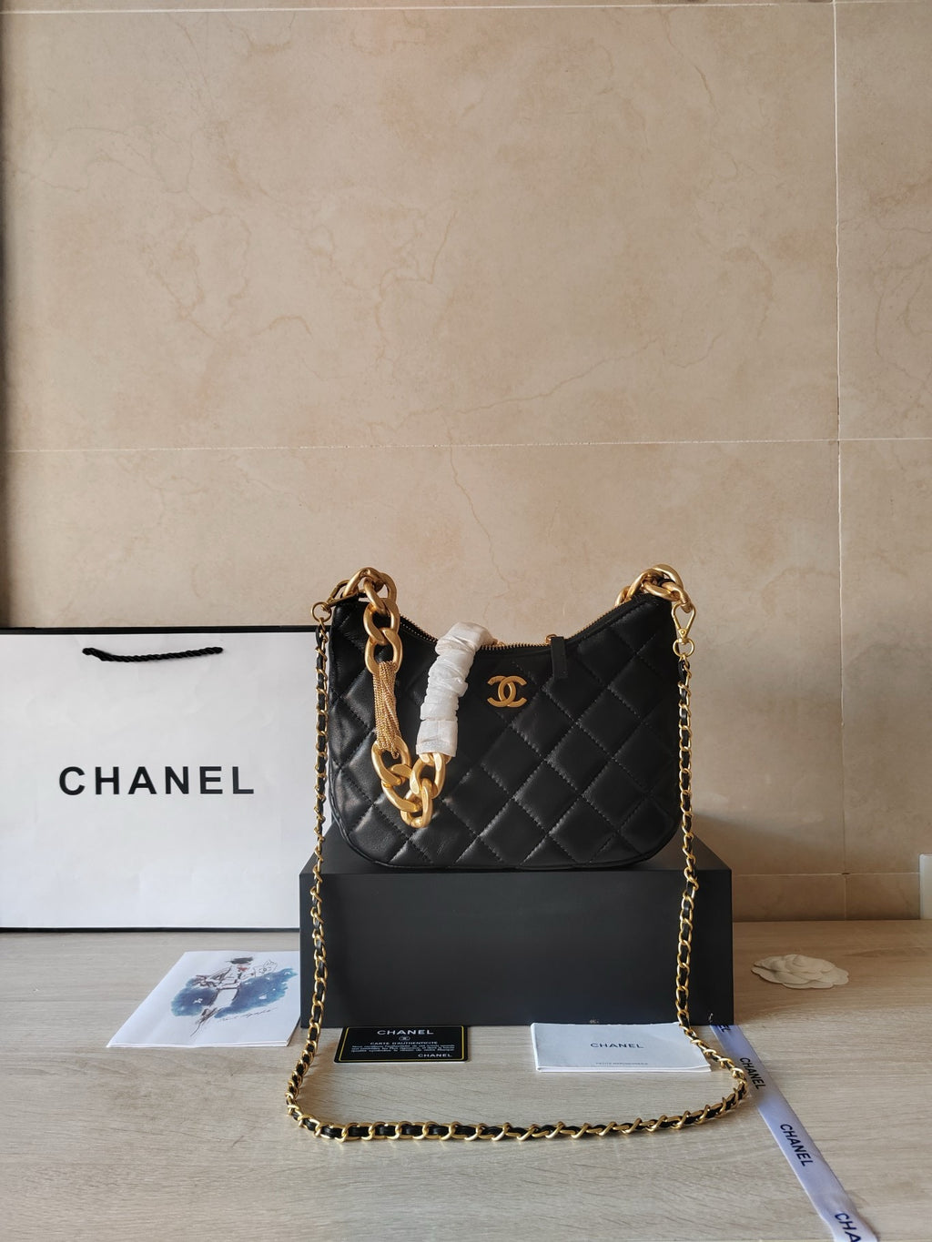 CHANEL - 23A Lambskin Quilted CC Chain Hobo