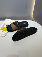 FENDI - Diagonal Slides