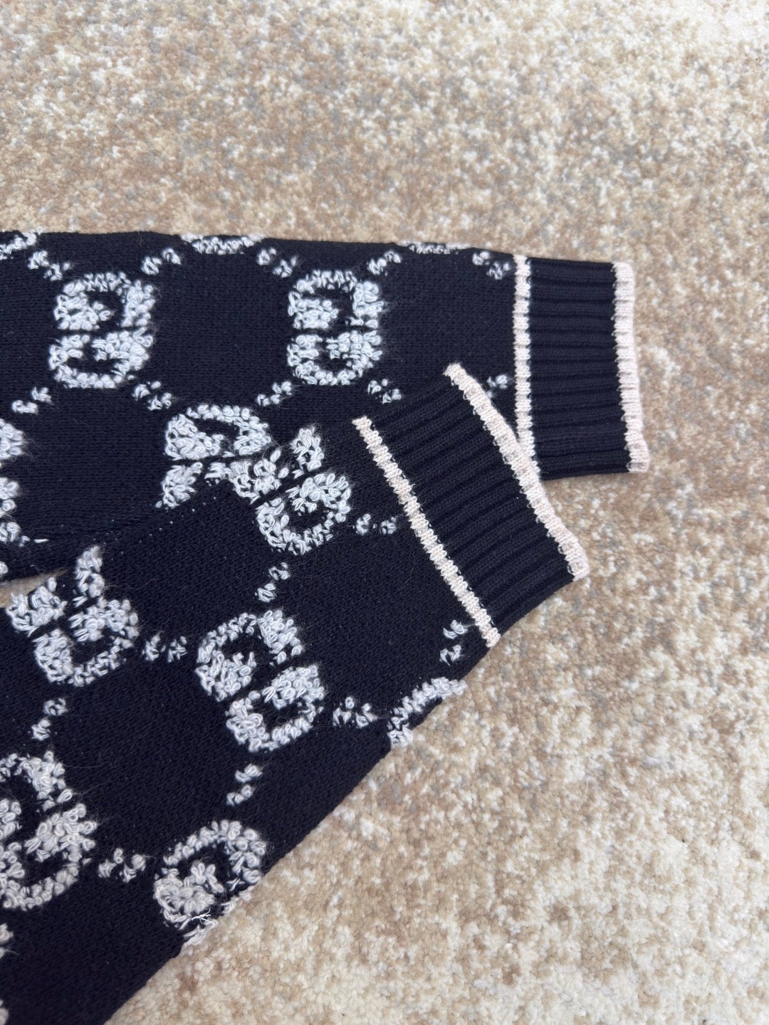 GUCCI  - Women's Black Embroidered Monogram