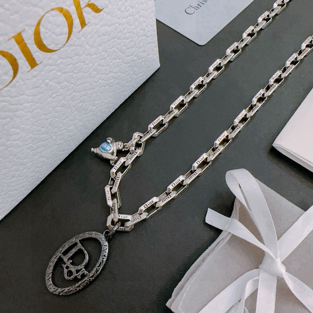 DIOR - Oblique Pendant Necklace
