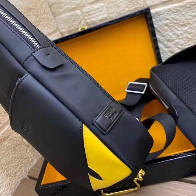 FENDI - Zaino monospalla in nylon e pelle