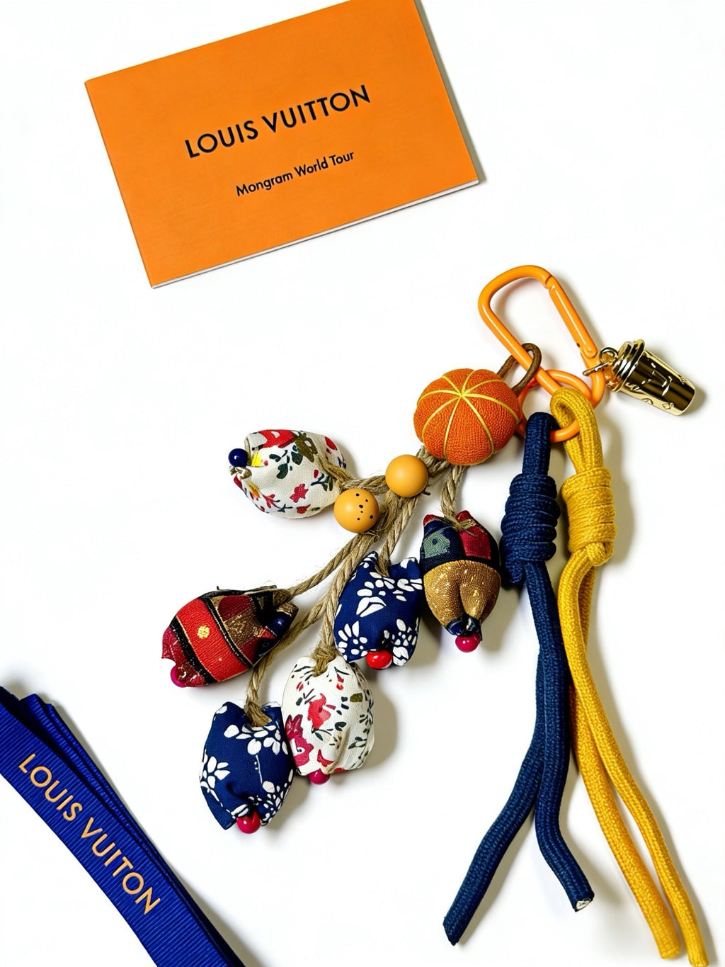 LOUIS VUITTON - bag charm and keychain