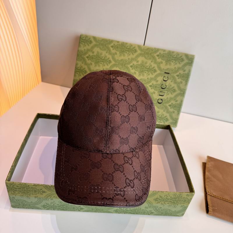 GUCCI - GG cotton canvas baseball hat