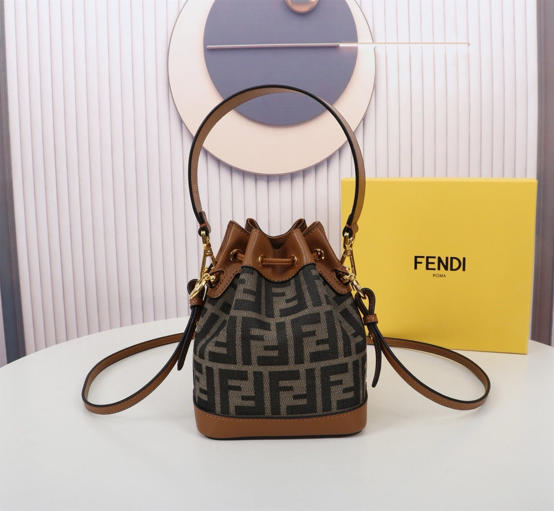 FENDI - Mon Tresor Bucket Bag
