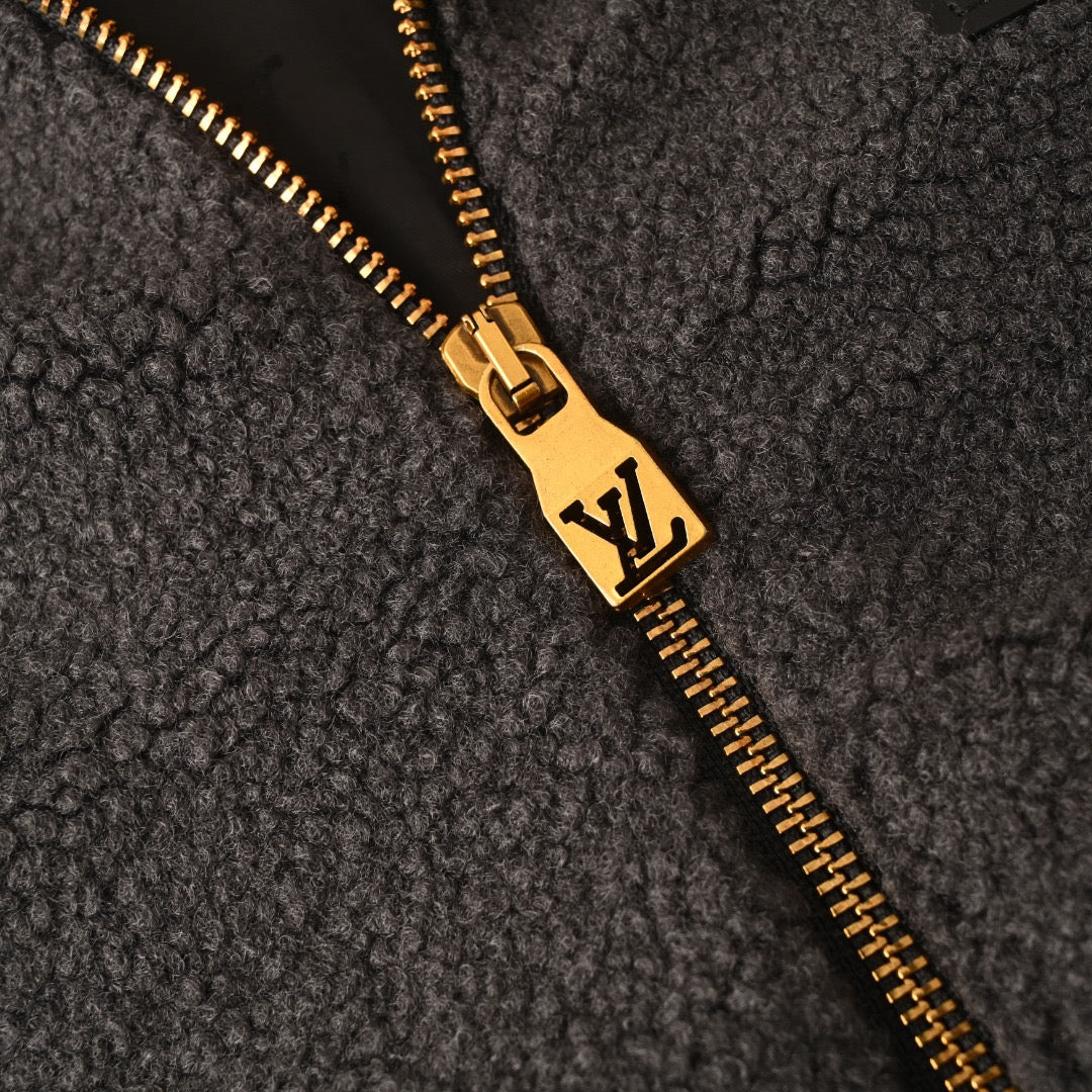 LOUIS VUITTON - Leather Patch Fleece