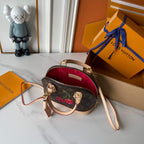 LOUIS VUITTON - Lv x TM nano alma