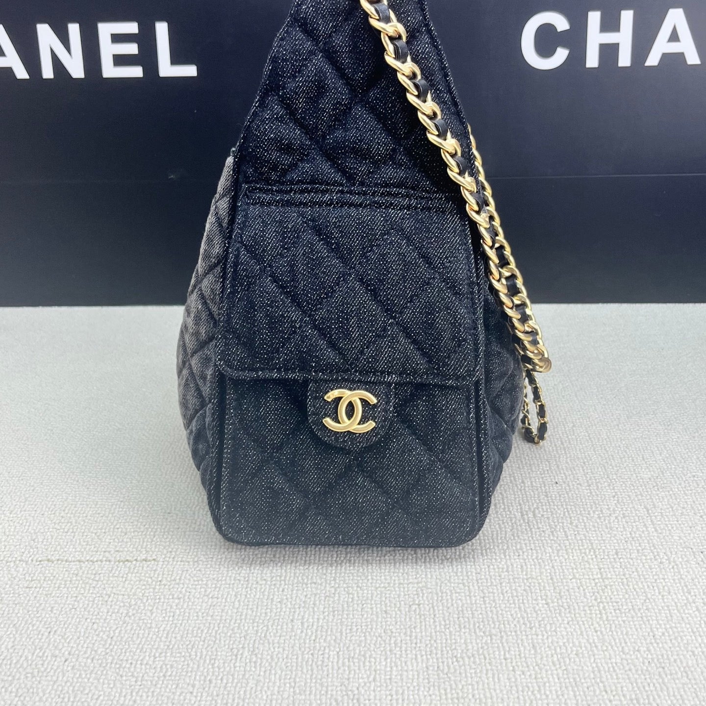 CHANEL - Boho bag