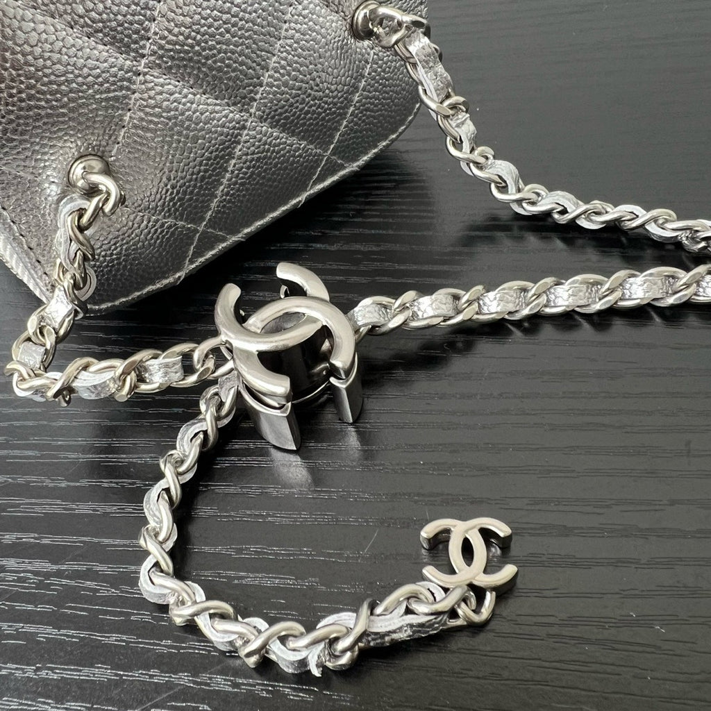 CHANEL - Mini  Vanity Cosmetic Bag