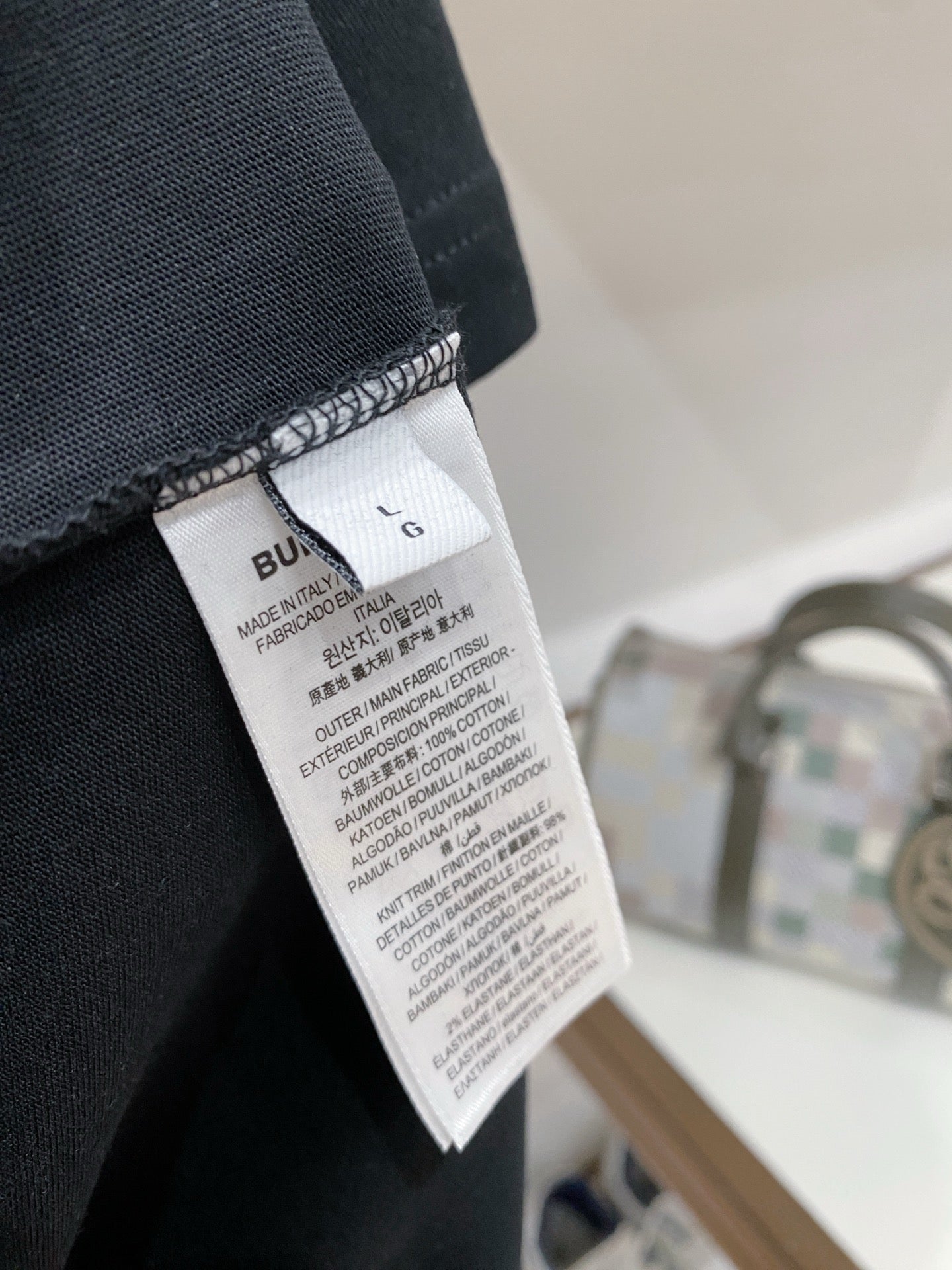 BURBERRY - T-shirt