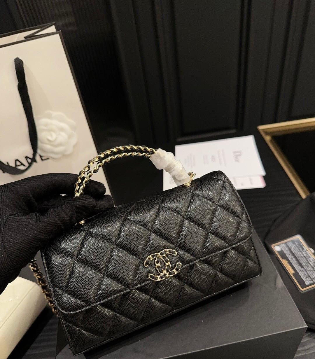 CHANEL - 23P Kelly