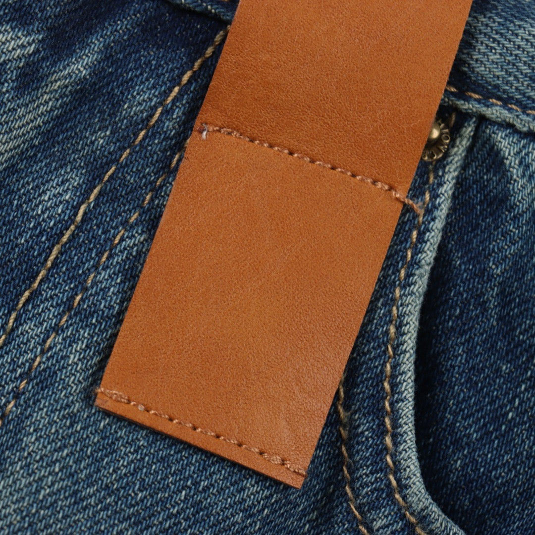 LOUIS VUITTON- Monogram jeans