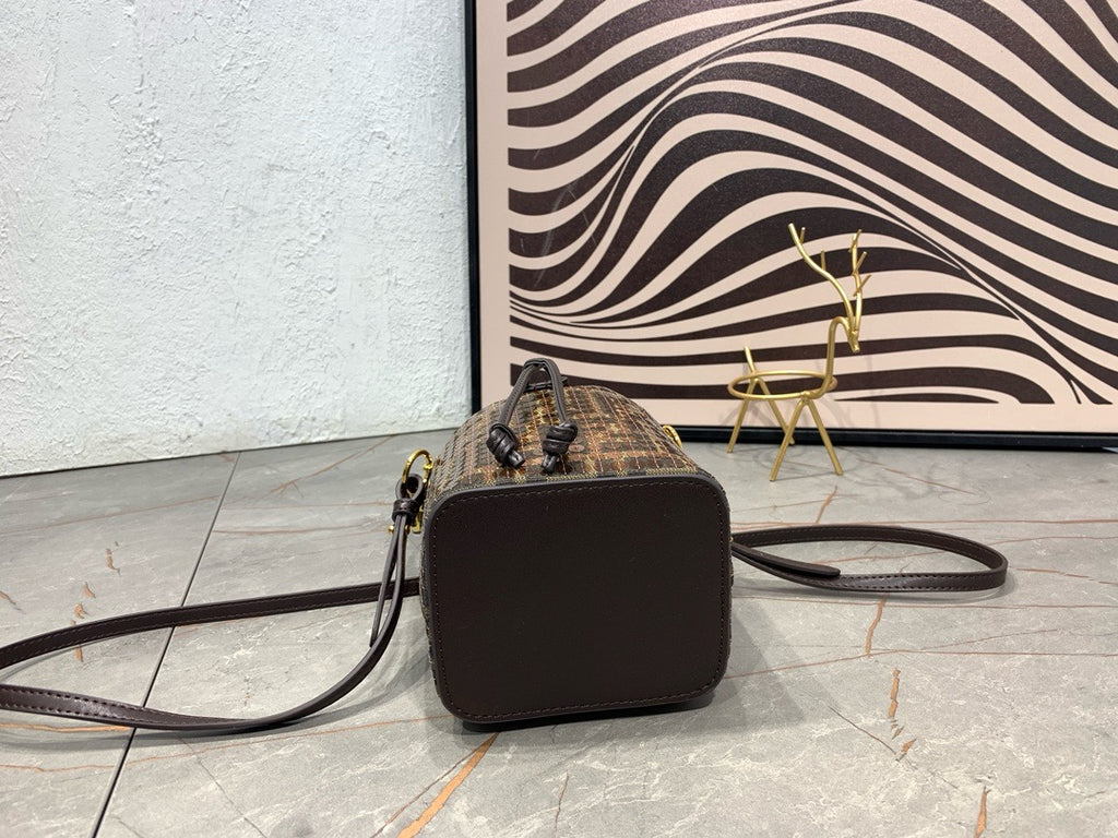 FENDI - Mon Tresor Bucket Bag
