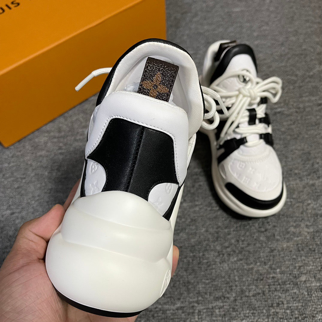LOUIS VUITTON -  Sneaker LV Archlight Trainer