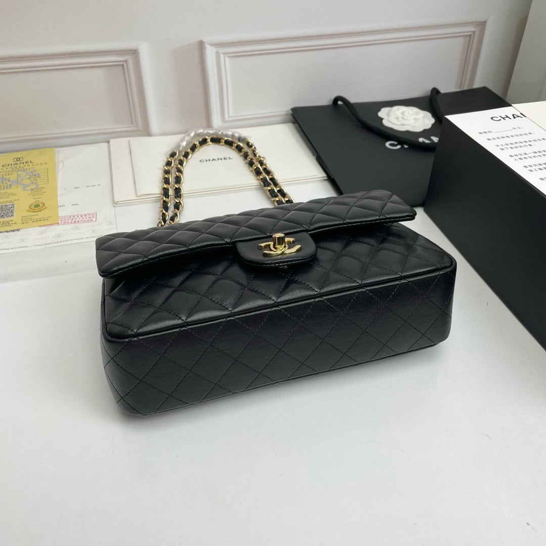 CHANEL - Classic Crush Mini Flap