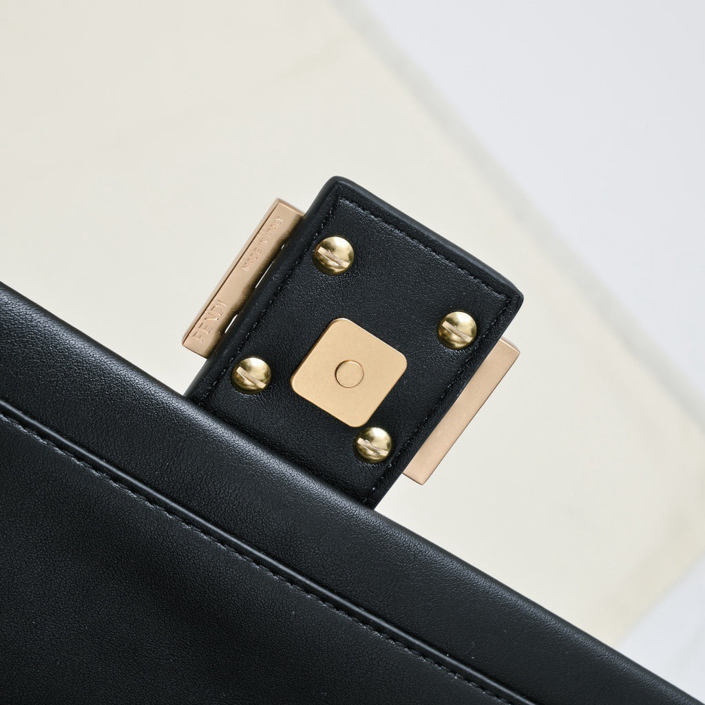 FENDI - Honey Baguette Square Bag