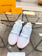 LOUIS VUITTON- Unisex sneakers
