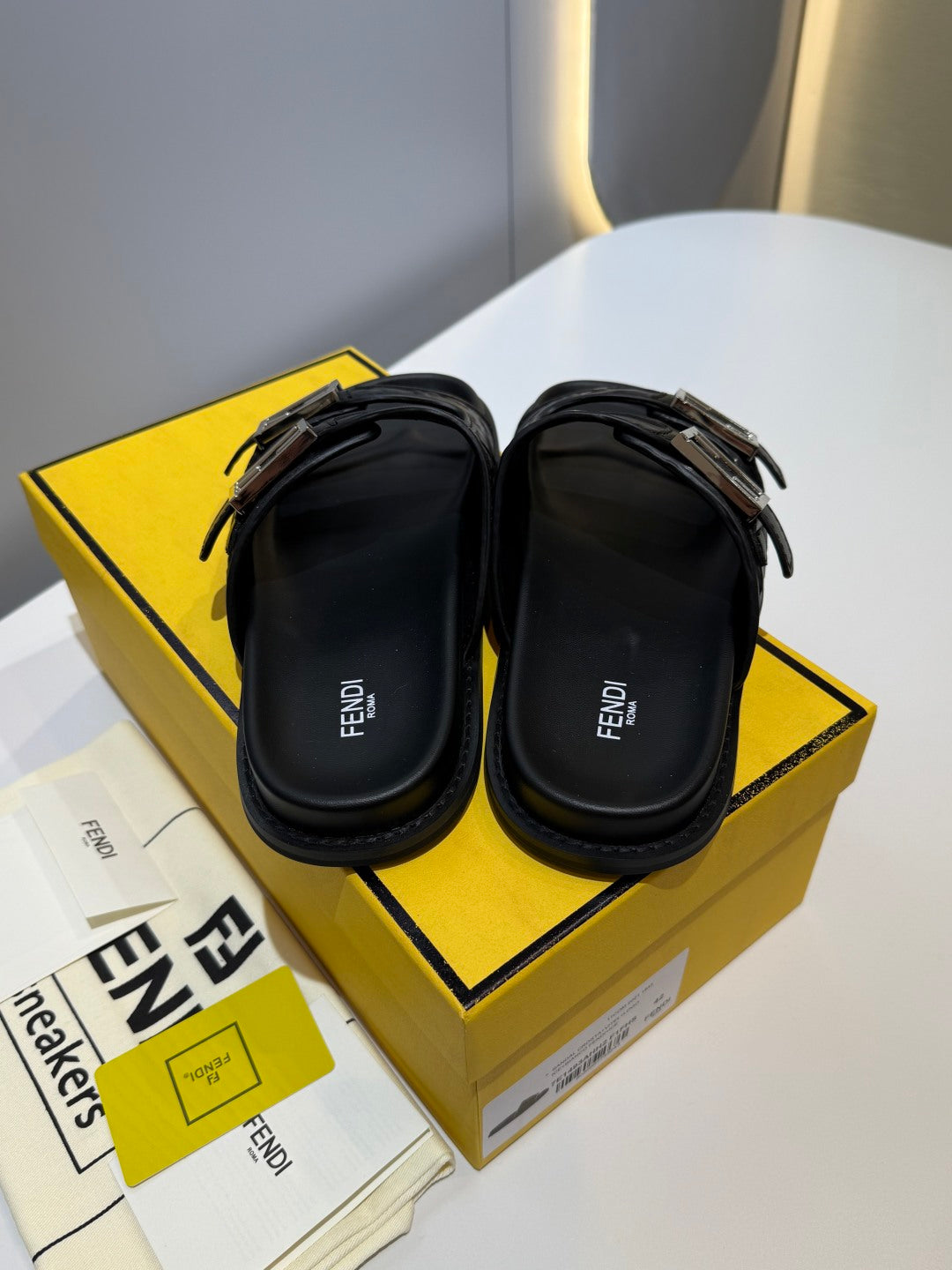 FENDI - Feel sandals