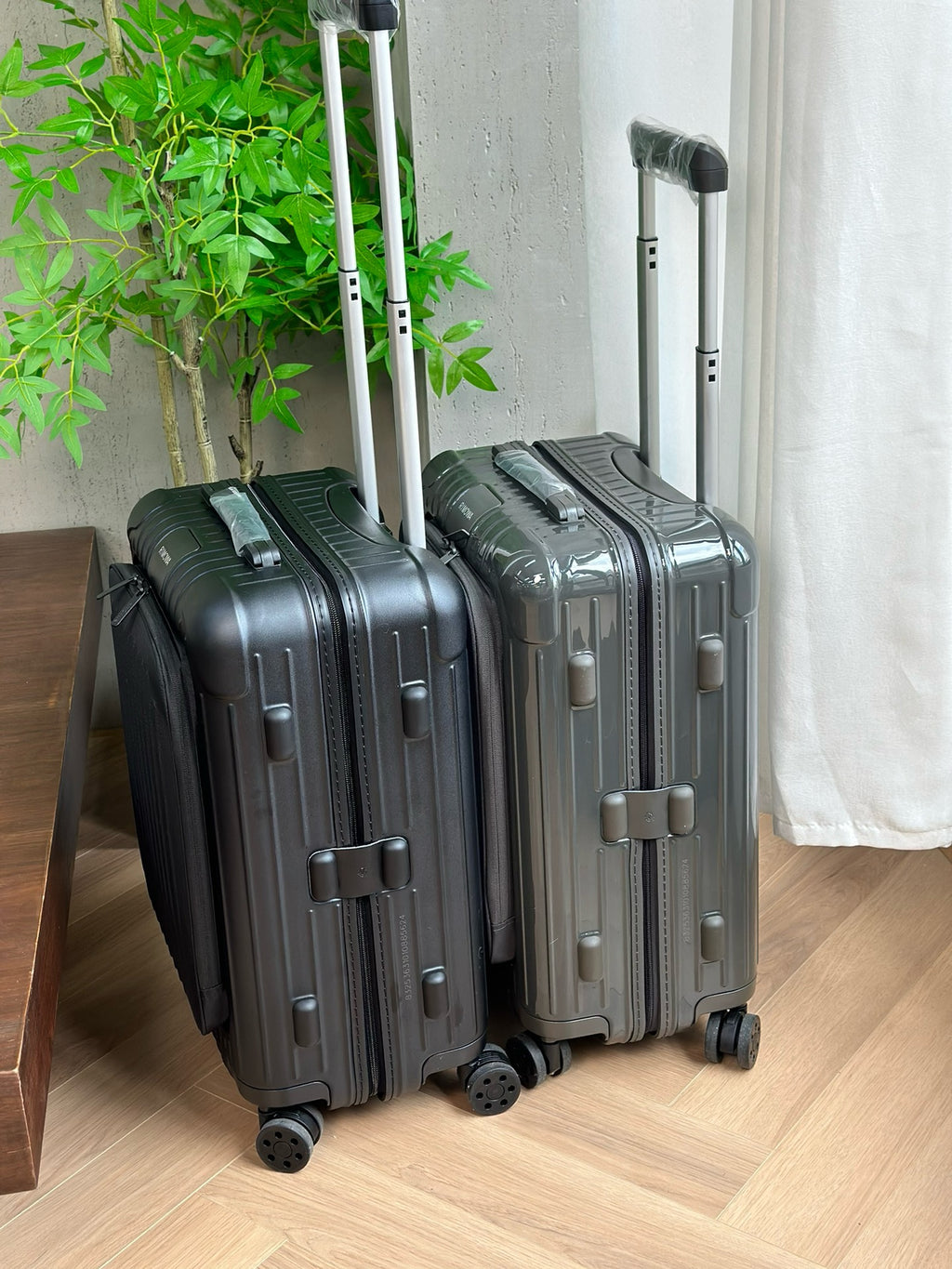 RIMOWA - ESSENTIAL SLEEVE
Cabin